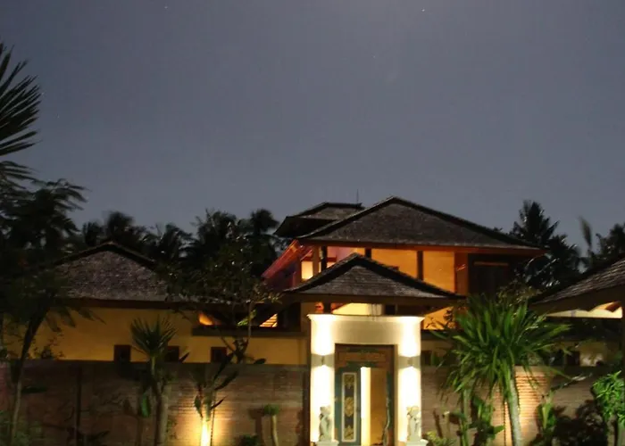 Rumah Isah Villa *
